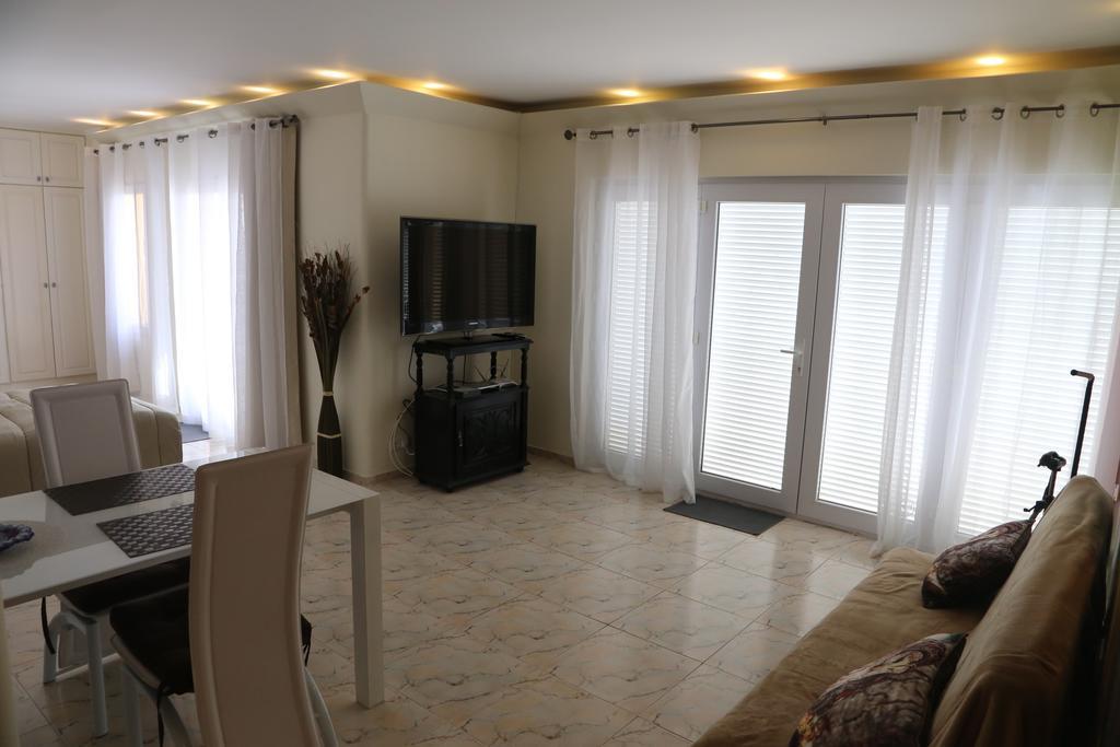 Apartment Penthouse Ventur *